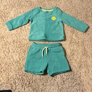 Old Navy Green Terry Cloth Baby Set